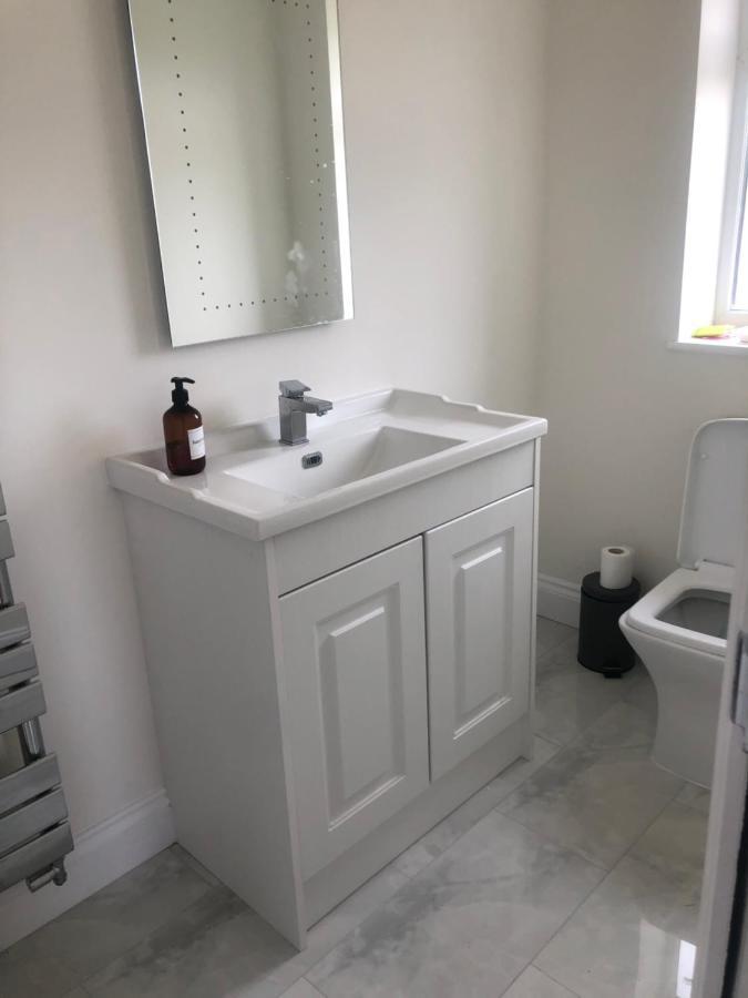 5 Bedroom House In Orpington Kültér fotó