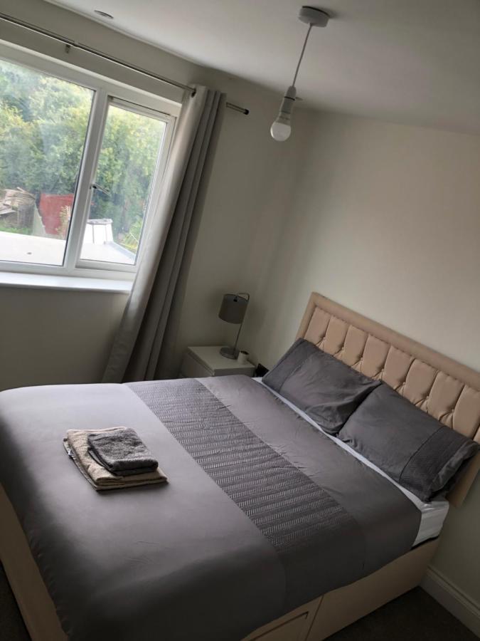 5 Bedroom House In Orpington Kültér fotó